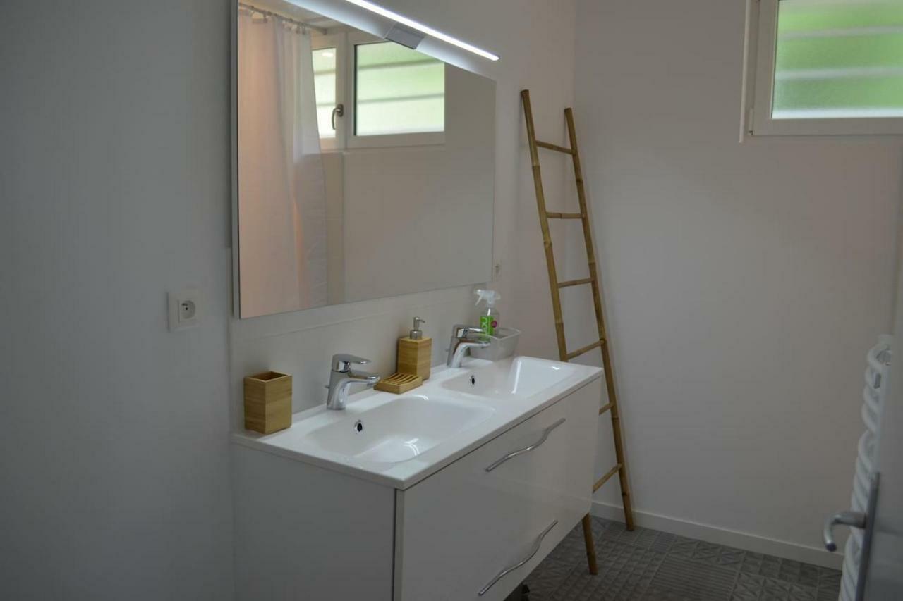 Sejourpoitiers ★ Appartement Lumineux ★ 1 Chambre Separee ★ 300M De La Gare Et Acces Direct Au Coeur Historique Kültér fotó