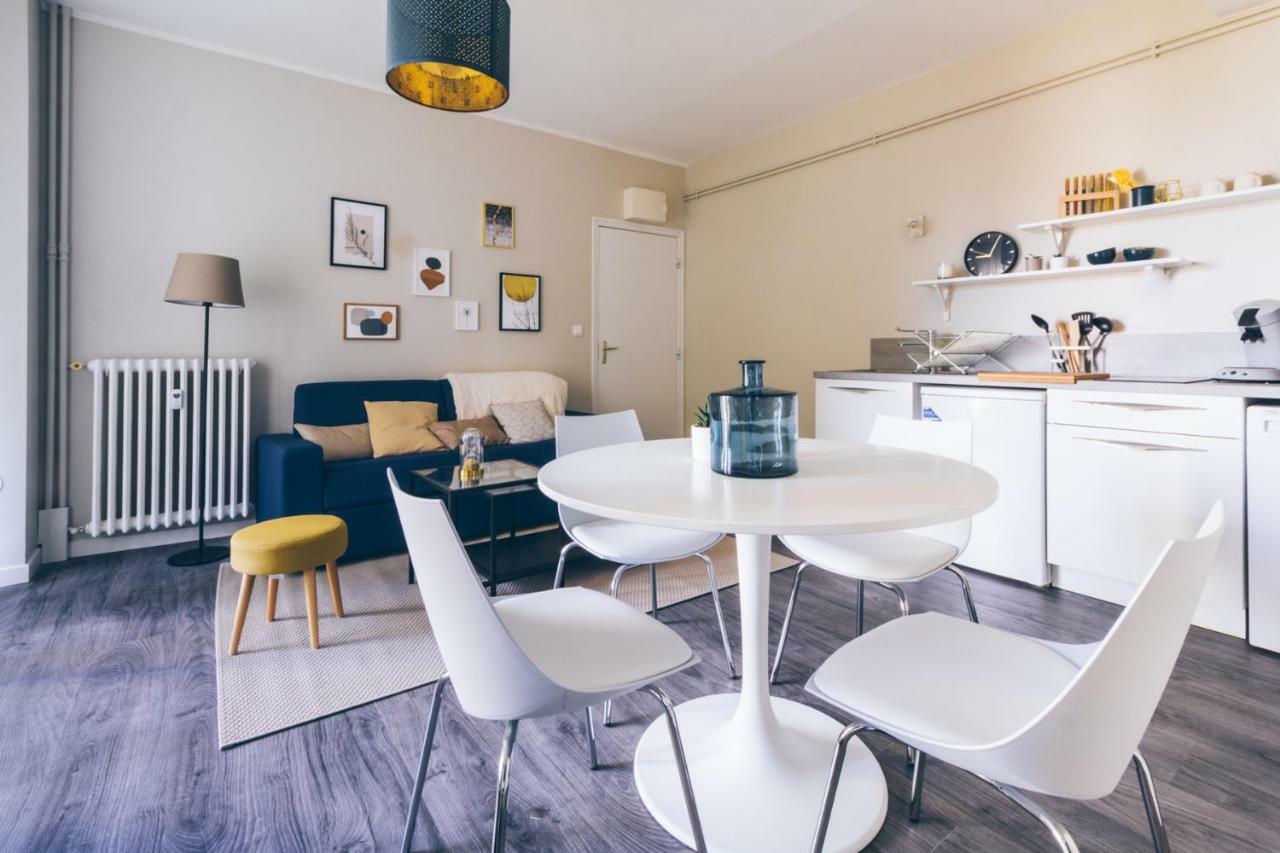 Sejourpoitiers ★ Appartement Lumineux ★ 1 Chambre Separee ★ 300M De La Gare Et Acces Direct Au Coeur Historique Kültér fotó